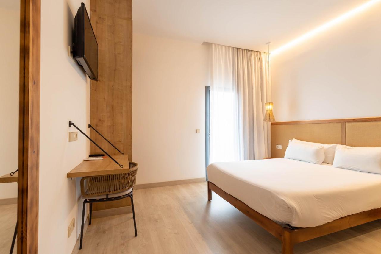 Play Hotel Ibiza - Adults Only 外观 照片